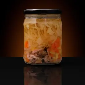 Щи с квашенной капустой, уткой и боровиками